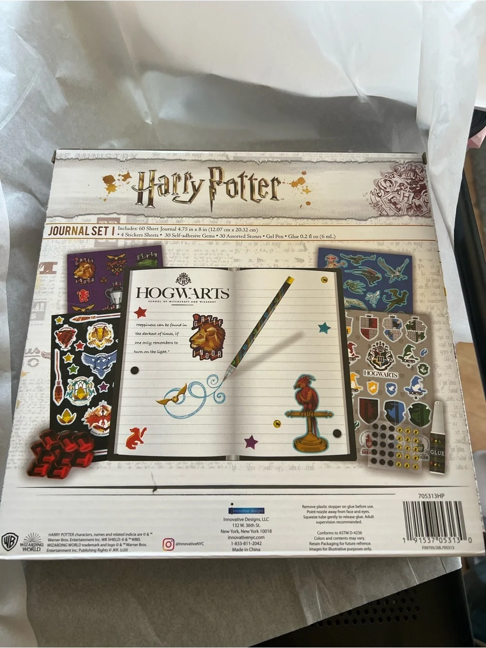 Warner Bros. Harry Potter Hogwarts Crest Stationery Wizard Stickers Journal Pen